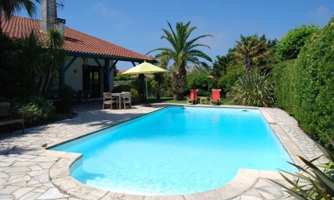 Bidart Villa | Charming traditional Basque house with private garden and swiming pool.
