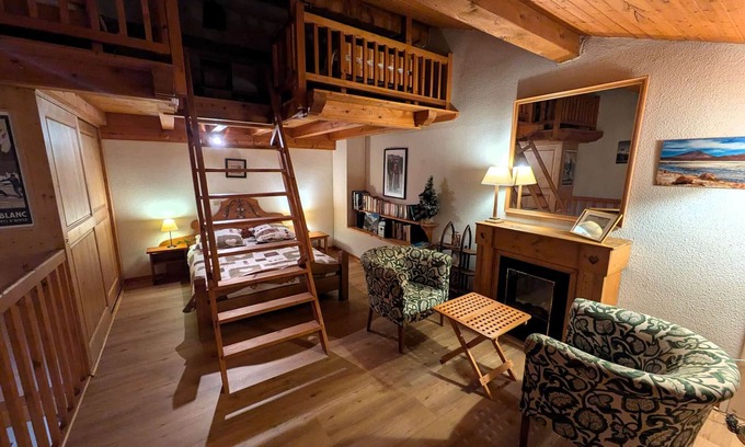 Areches Apartment | Charming triplex 6 pers. 50m from slopes in Arêches-Beaufort