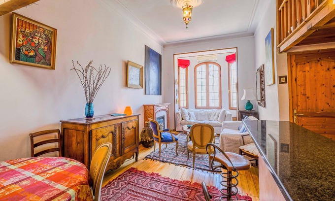Carabacel Apartment | Charming, very quiet, bright apartment in town center