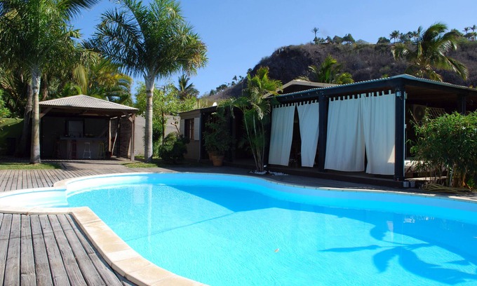 Grand Fond Villa | CHARMING VILLA CREOLE WITH LARGE POOL AND TROPICAL GARDEN