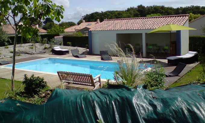 Pornic Villa | Charming villa, heated pool, Pornic wifi, Loire Atlantique Vendee