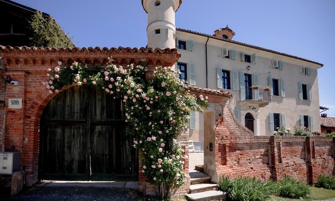 Montiglio Monferrato Villa | Charming Villa in Monferrato Hills