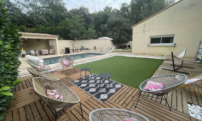 Piolenc Villa | Charming villa in Provence