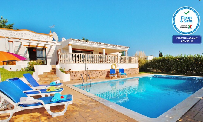 Guia Villa | CHARMING VILLA WITH HEATED PRIVATE POOL, AIR COND, BBQ AND Wi-Fi