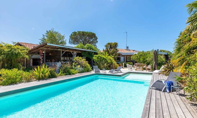 Soustons House | Charming villa with pool 50 m from the lake