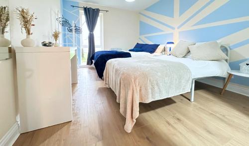 Wembley Central Apartment | Charming Wembley Apartment with 2 Bedrooms