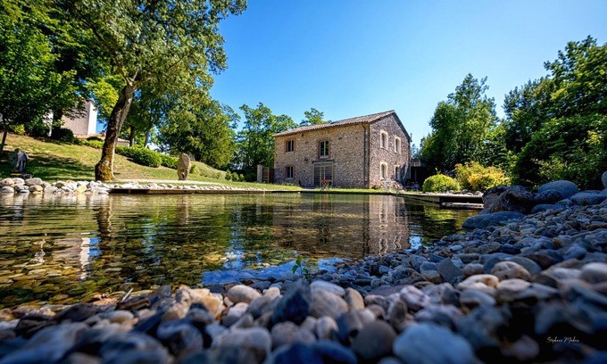 Castelnau-de-Montmiral Other | Chateau in the Tarn hills, view over the valley and the Grésigne forest