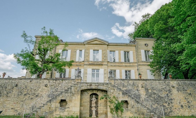 Haux House | Chateau Lamothe: An Elegant French Castle on a Scenic Vineyard