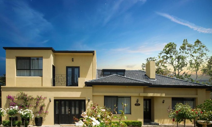 Lyndoch House | Chateau Yaldara House