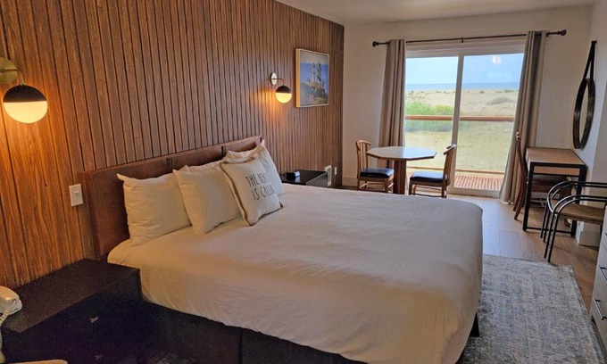 Long Beach Hotel | Chautauqua Resort & Conference Center