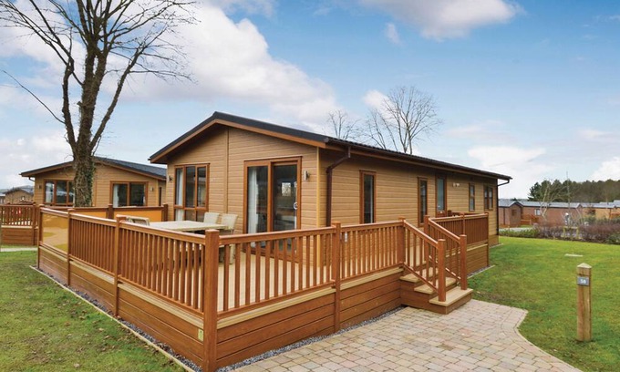 Cheddar Ski Chalet | Cheddar Lodge Premier