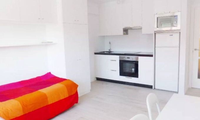 Santiago de Compostela Apartment | CHEERFUL, LUMINOUS, DOWNTOWN AND COZY APARTMENT