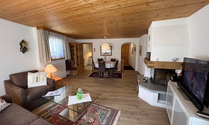 Bever Apartment | Chesa Bernina 3 - Public transport included