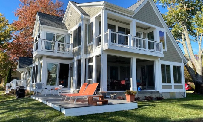 Cape Anne House | Chesapeake Paradise LITE 4+br3ba Peaceful Watrfrnt
