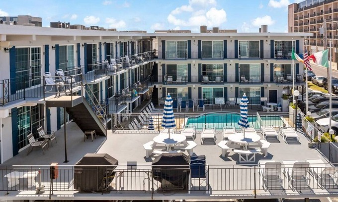 Thornhurst Ski Chalet | Chevron Chalet 💎 in Arrowhead Lake w/Game Room, Bar, Movie, Pools & Gym