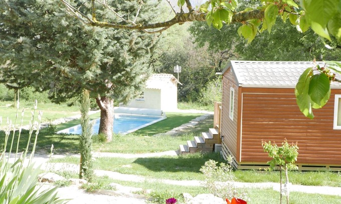 Viviers House | Chez Gabriel et Julie - 3 bedroom bungalows with swimming pool