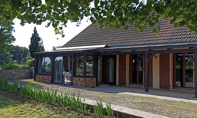 Oussieres House | Chez le Jean