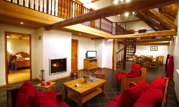 Valloire Apartment | Chez le Marquis du Pontet 5:12 people in the resort center and at the foot of the slopes