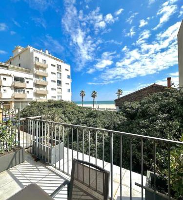Mediterranee Apartment | Chez Lise et Brice - Canet en Roussillon- Appartement vue sur mer, 6 voyageurs, Clim