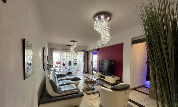 La Providence Apartment | Chez Marie-Claude, Superbe T3 La Providence