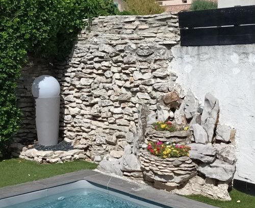 Le Rove Bed & Breakfast | Chez Nous