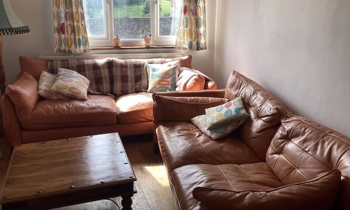 Malmesbury House | Chez Victoria
