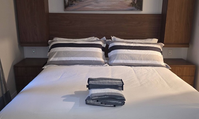 Downtown Nassau Apartment | Chic 1-bedroom luxury suite in fabulous Nassau. Comfort. Class. Convenience.