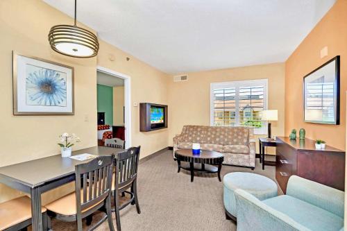 Florida Central Atlantic Coast Apartment | Chic 1BR Suite w Pool Hot Tub & BBQ Near Disney