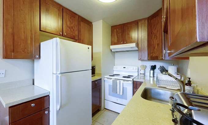 Redwood City Apartment | Chic 2 BDR apartment in Redwood City, CA
