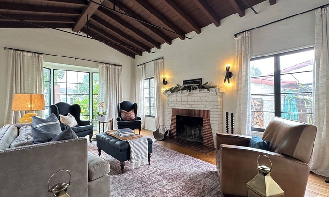 El Miradero House | Chic & Charming Spanish Gem in Glendale