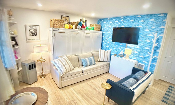 Wells Beach Condo | Chic Coastal Retreat in Wells – Boutique Style, Steps to the Beach