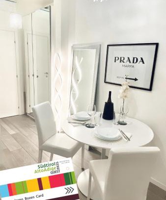 Bolzano Apartment | Chic In The City