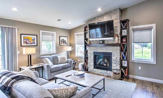 Plymouth House | Chic Plymouth Townhome Less Than 1 Mi to Road America
