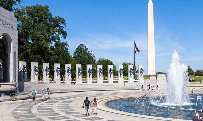 Capitol Hill Hotel | Chic Suite Stay w/Gym, & Parking! Close to Landmarks, Museums & Cultural Icons!