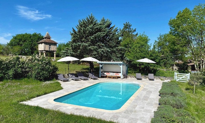 Caylus Other | Child and pet friendly Stone Farmhouse with private heated pool on 2 acres