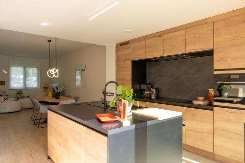 Hasselt House | Chill Hill