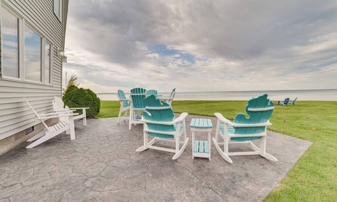 Prudenville House | Chillwater Lakehouse at Houghton Lake