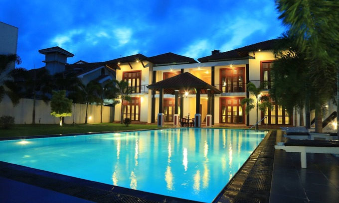 Ettukala House | Christima Residence