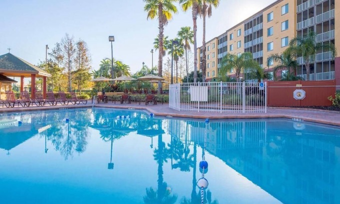Florida Center Villa | Christmas wk at Orlando Sunshine Resort 2 BDRM2BTH sleeps 8 Villa 12/21-12/26/25