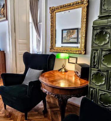 Inner City Budapest Apartment | Christoph's Central Apartment