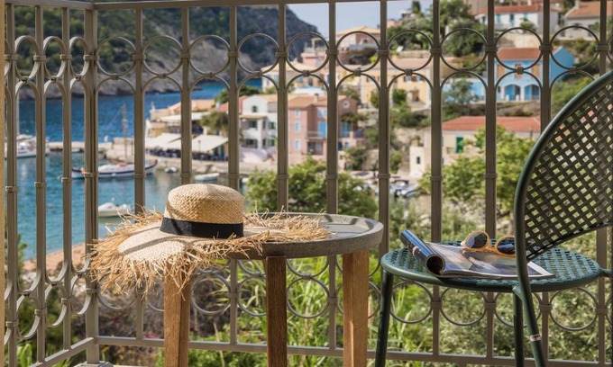 Frourion Hotel | Chromata Assos Villas Kefalonia