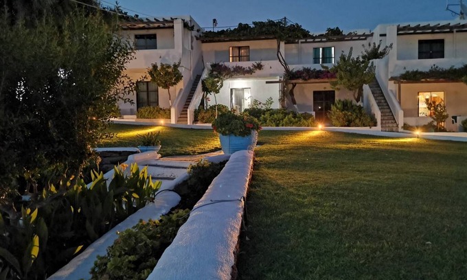 Gavrio Apartment | Chryssa Bungalows | Apartment for 4 guests