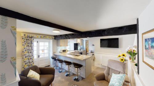 Sidmouth House | Cider Cottage