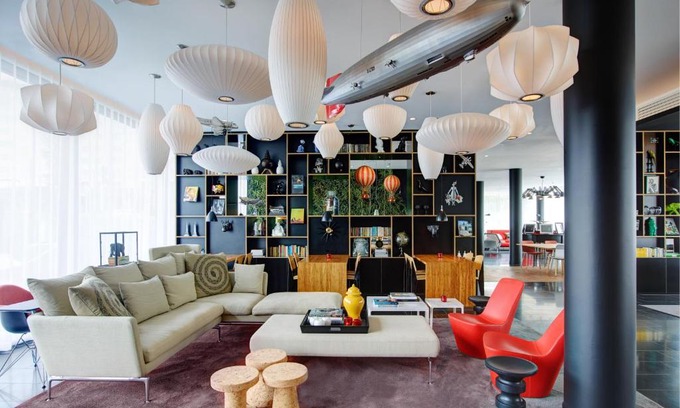 Tremblay-les-Gonesse Hotel | citizenM Paris Charles de Gaulle Airport