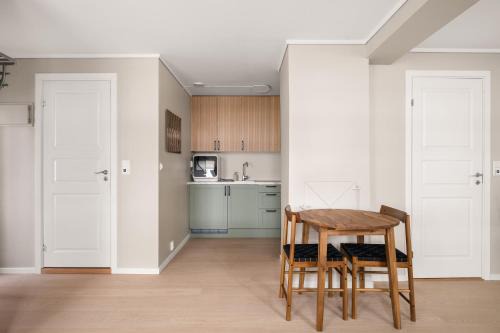Nygard Apartment | City Apartment I Short Walk to Sights