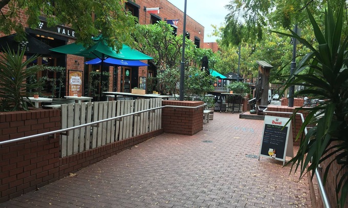 Adelaide Central Business District Hotel | City Escape 3BD in Adelaides East End 6