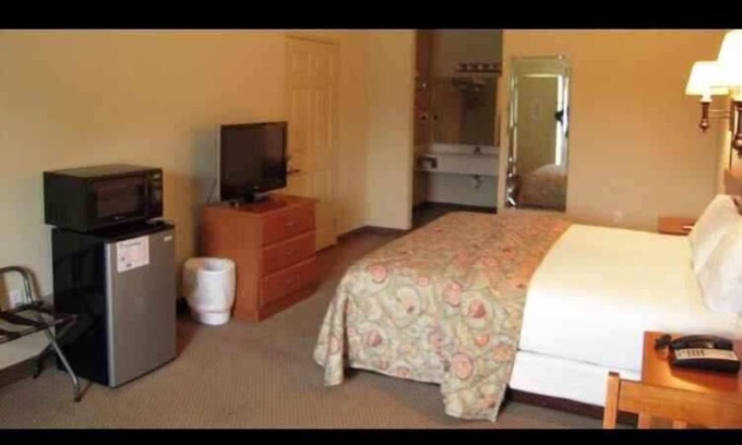 Piedmont Hotel | City Heart Inn & Suites