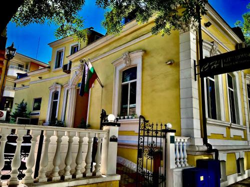 Ruse Center Hotel | City House Family Hotel & Restaurant
