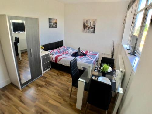 South Bermondsey Apartment | City Sparrow Nest - 7W