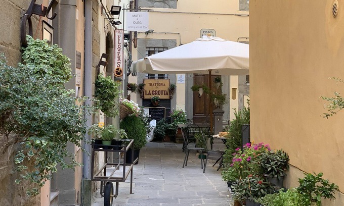 Cortona Old Town Apartment | City/Village Apartment in Cortona with 1 bedrooms sleeps 2